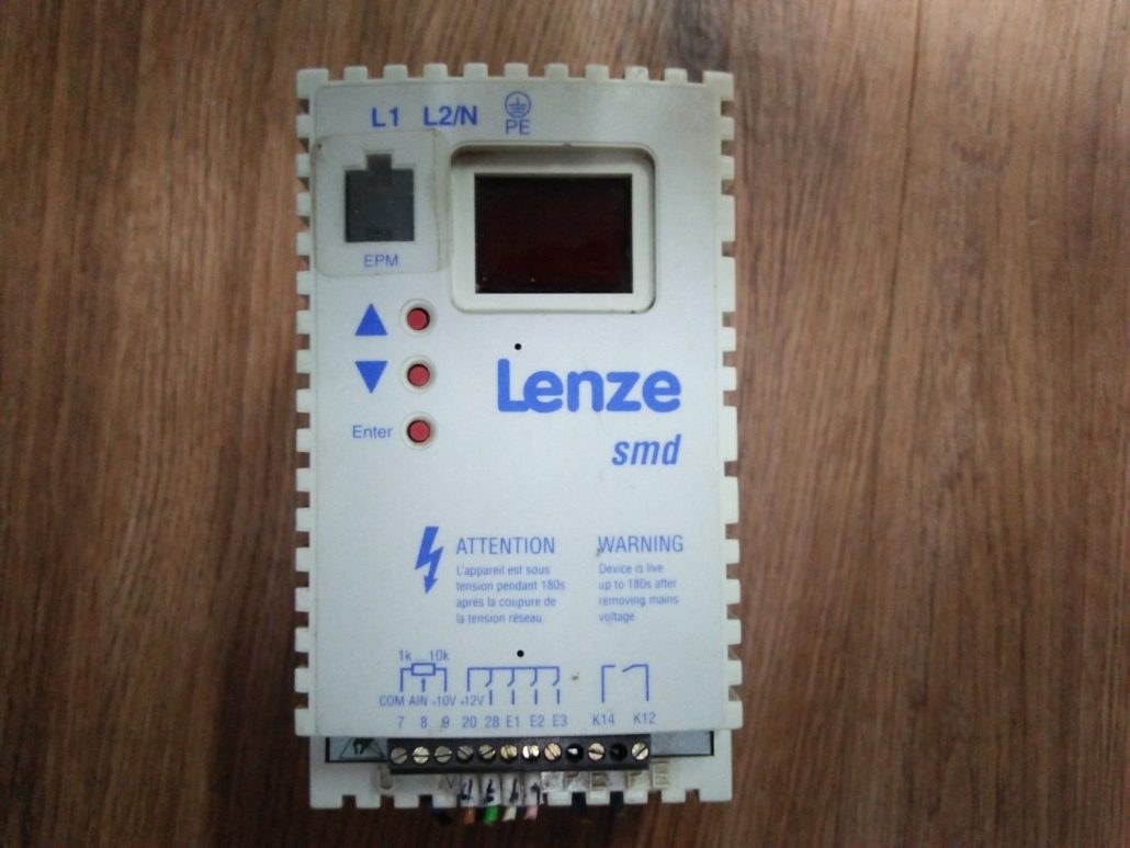 INVERTER 8200 SMD 0.25KW 230V